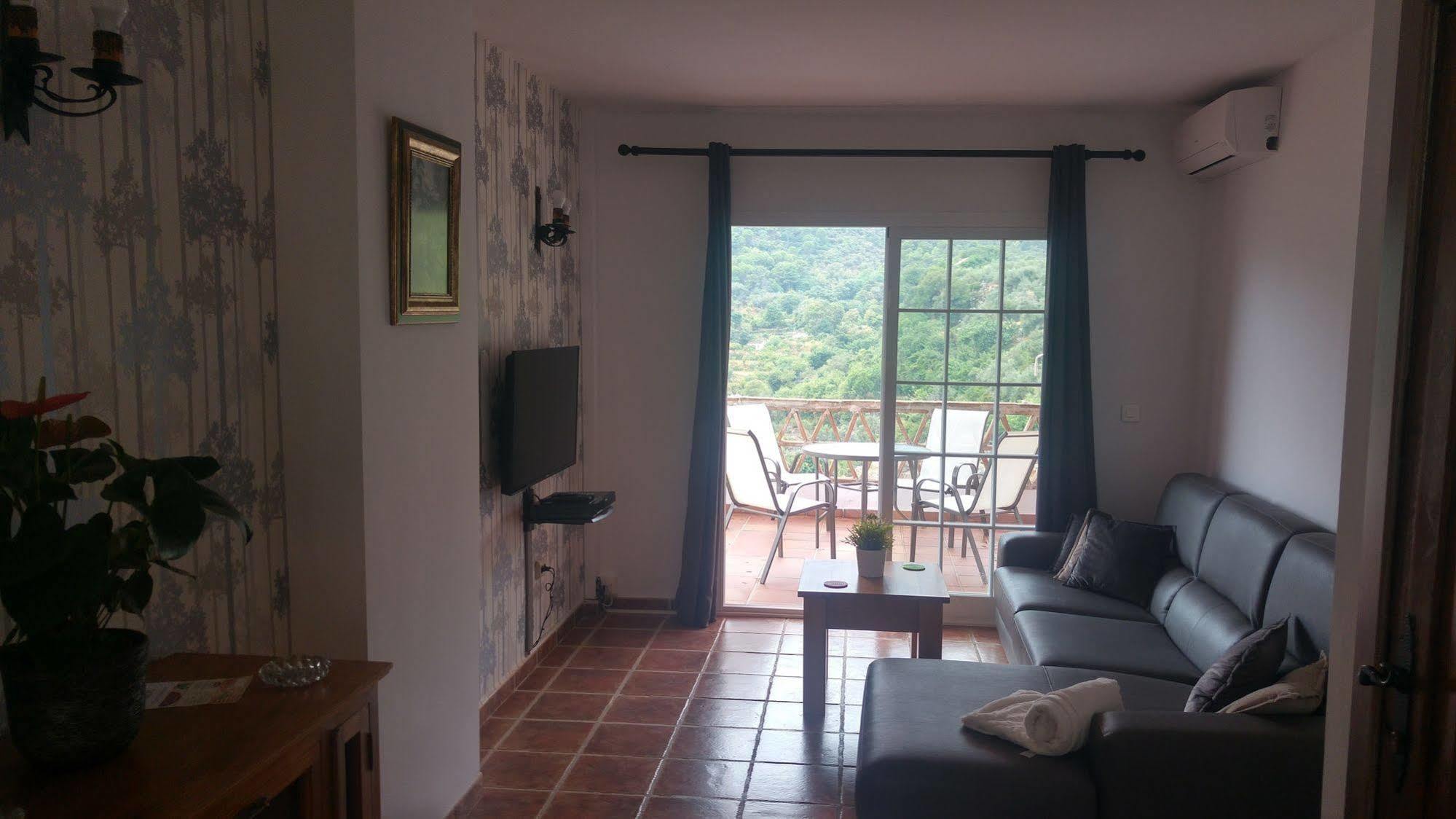 Alojamientos Monteverde Ojén Exteriör bild